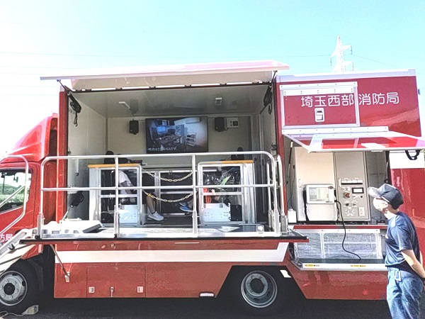 日本標準ふれあいまつり　起震車